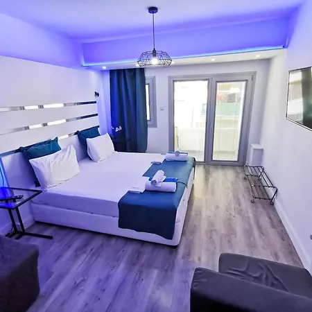 Mariandry Aparthotel